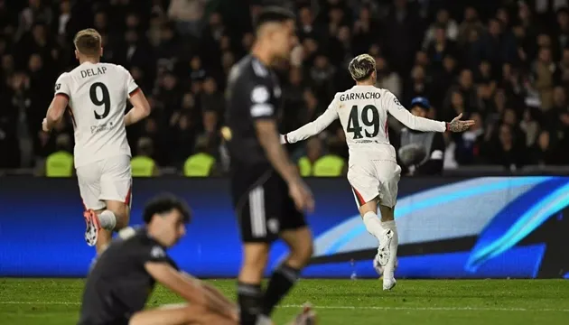 Garnacho giải cứu một điểm cho Chelsea với bàn thắng trong trận hòa với Qarabag
