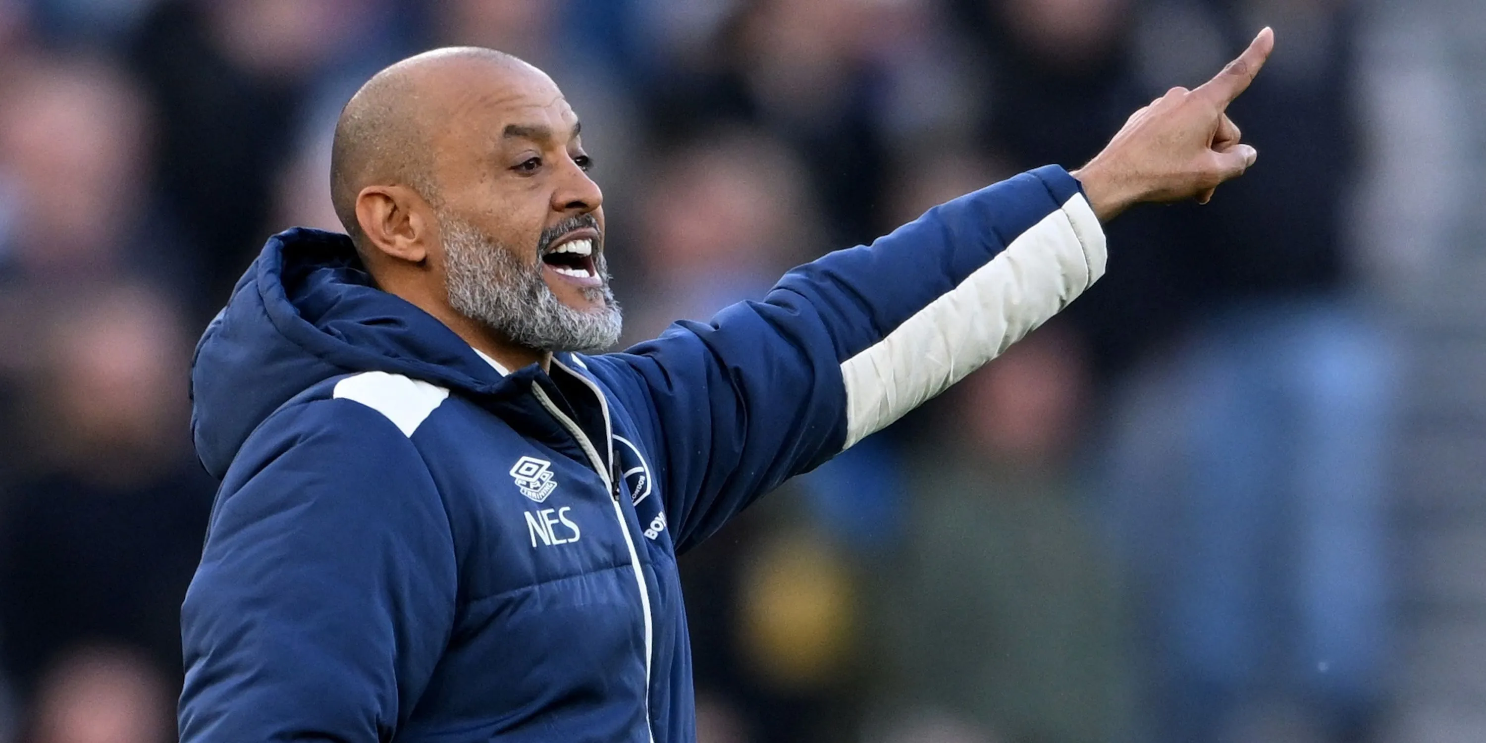 Huấn luyện viên Nuno Espírito Santo của West Ham phản ứng trong một trận đấu