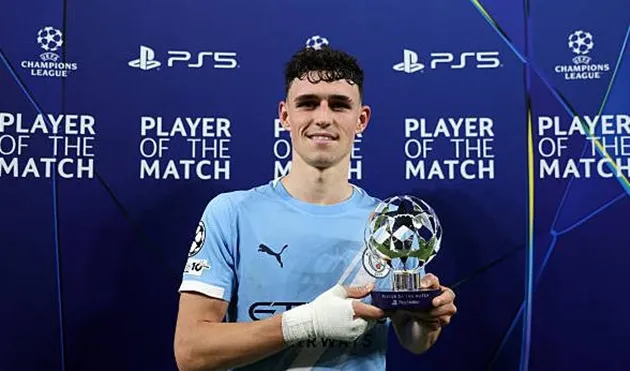 Phil Foden tỏa sáng trong trận đấu với Borussia Dortmund tại Champions League